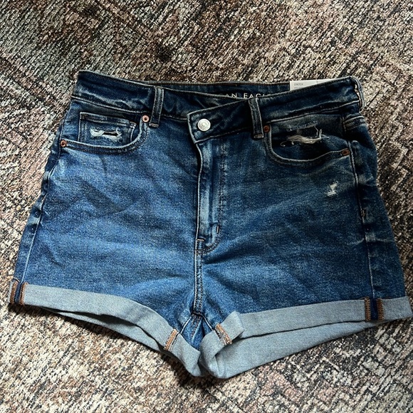 3 pairs of American eagle Jean shorts size 8 - Picture 4 of 8
